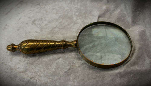Large Antique Brass magnifying Glass-No scratches on Glass
