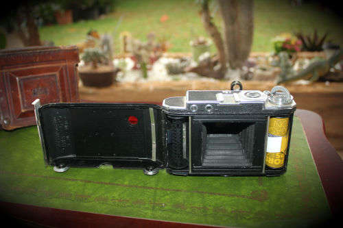 1928 Zeiss Icon Super Ikonta Camera Compur Rapid Tessar 1:2,8 F=8cm Lens-with leather case