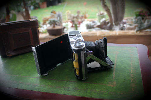 1928 Zeiss Icon Super Ikonta Camera Compur Rapid Tessar 1:2,8 F=8cm Lens-with leather case