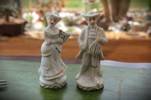 2 Vintage Porcelain Figurines 145mm
