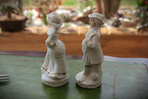 2 Vintage Porcelain Figurines 145mm