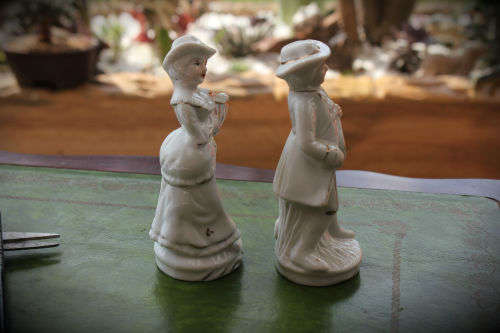 2 Vintage Porcelain Figurines 145mm