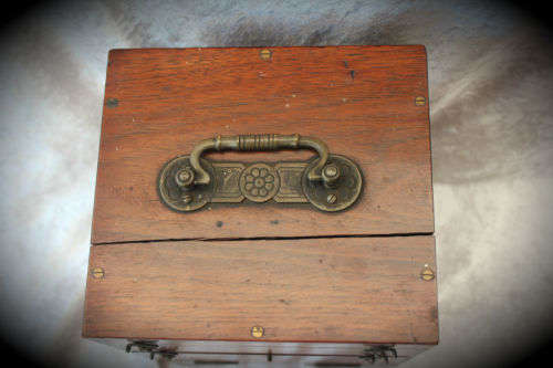 Portable induction apparatus The EROS Portable Medical Coil in wood box ..sold as found