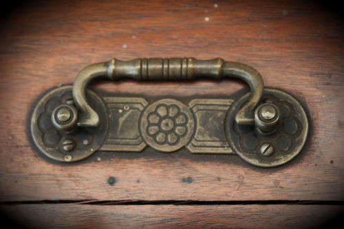 Portable induction apparatus The EROS Portable Medical Coil in wood box ..sold as found