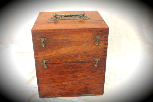 Portable induction apparatus The EROS Portable Medical Coil in wood box ..sold as found