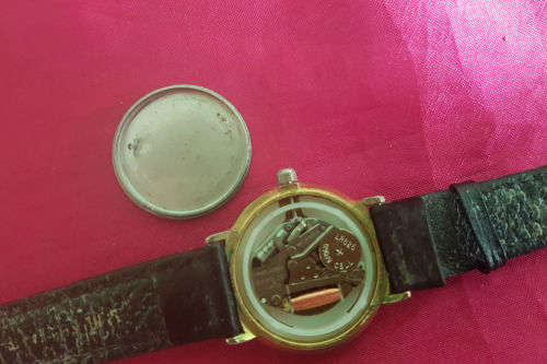 Vintage JETIME watch JAPAN Movement - Glass Cracked -working -new Battery-Leather strap 32mm