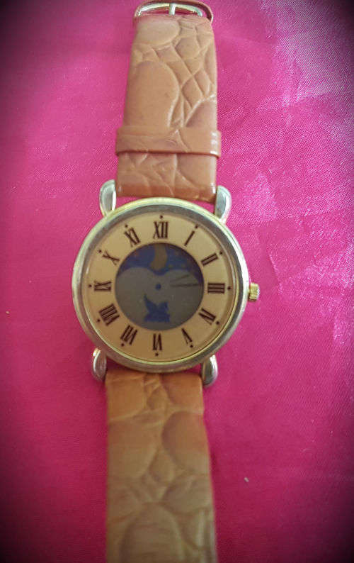 Vintage Readers Digest watch with leather strap- Working -new Battery