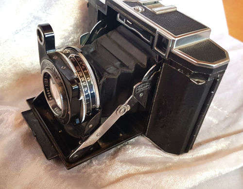 1928 Zeiss Icon Super Ikonta Camera Compur Rapid Tessar 1:2,8 F=8cm Lens-with leather case
