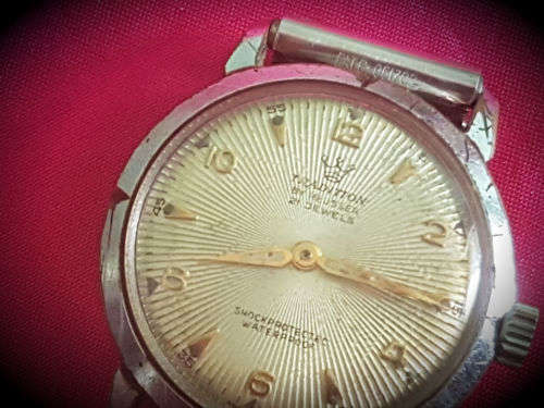 Mens Vintage TRADITION REUSSER mechanical watch-21 Jewels Swiss -Lens 29mm -only runs for a few min