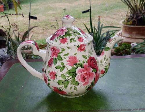 Victorian ROSE By William James Fine Stoneware Teapot 190x245x140mm