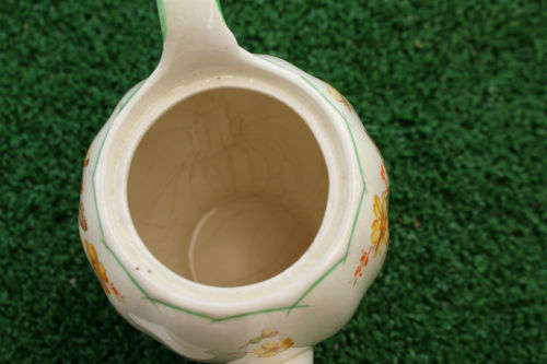 Antique Grindley CREAMPETAL Teapot England - small chip on Base 175x200mmm