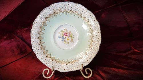 Small Vintage Paragon Plate 113mm Fine Bone China,by appointment - see Crack