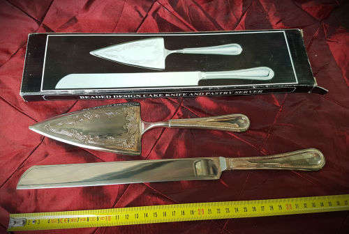 Beaded Design Cake Knife and Pastry Server - Unused still in box
