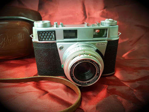 Vintage Kodak Retina-Xenar 35mm Camera F:2.8/50mm Schneider-Kreuznach Lens See condition with Bag