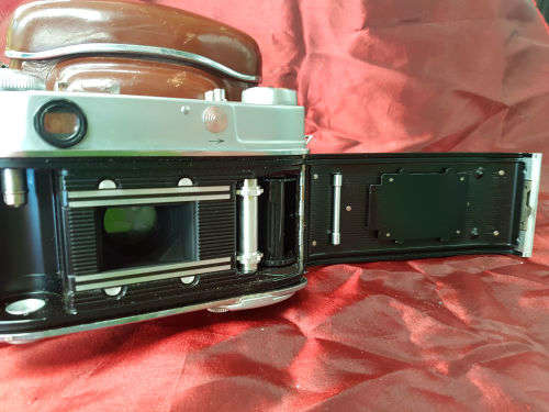 Vintage Kodak Retina-Xenar 35mm Camera F:2.8/50mm Schneider-Kreuznach Lens See condition with Bag