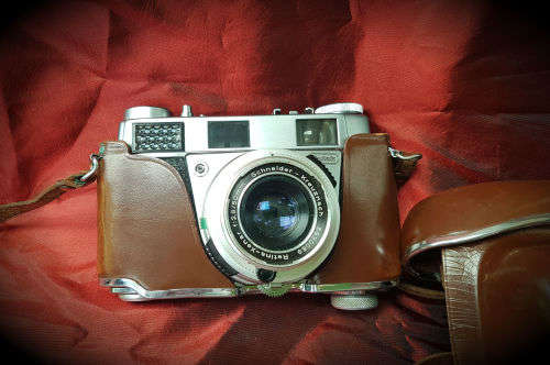 Vintage Kodak Retina-Xenar 35mm Camera F:2.8/50mm Schneider-Kreuznach Lens See condition with Bag