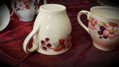 Vintage Alfred Meakin Teaset , pot, sugar bowl,creamer and 6 Duo's