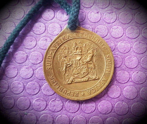 31-5-1961 -- SA Republiek wording -- Republic South Africa -- medallion - pendant
