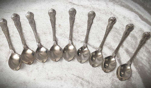 9 EPNS Sina or Gina teaspoons 116mm