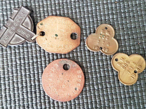 Collection of  WW2 Dog tags