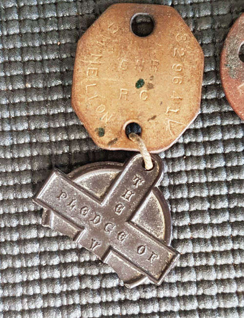 Collection of  WW2 Dog tags