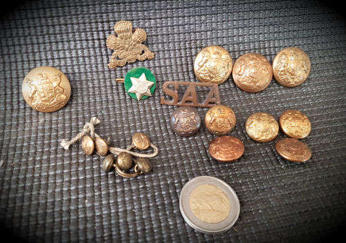 lot of old South African Military Badges and Buttons as in photos