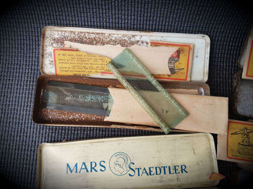 4 RARE!!! Vintage Collectible Mars Staedtler metal tin with Uno Stencils and contents (Germany)