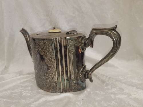 Antique MARK WILLIS AND SON (MW & S)Silver Plated Teapot  Nr 4484- 140x310x105mm England
