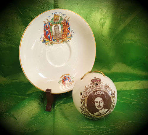 King Edward VIII 1937 Plate and Queen Elizabeth II Coronation Silver Jubilee of Queen 1977 Pomander