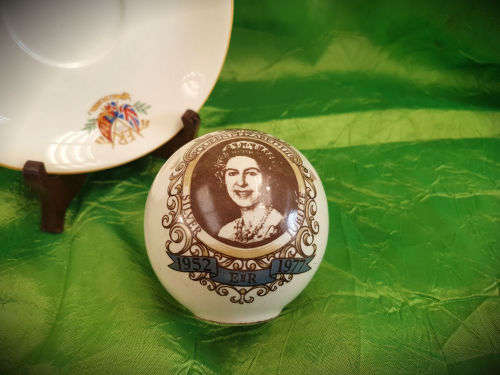 King Edward VIII 1937 Plate and Queen Elizabeth II Coronation Silver Jubilee of Queen 1977 Pomander
