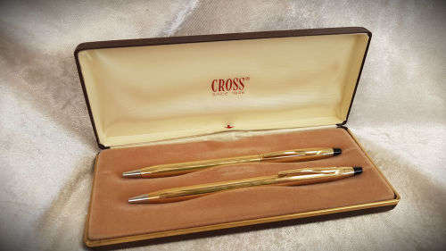 Pair of Vintage Cross 1/20 10 kt rolled gold pens Made in Ireland - No Refils