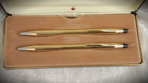 Pair of Vintage Cross 1/20 10 kt rolled gold pens Made in Ireland - No Refils