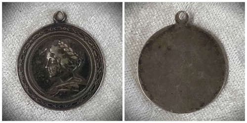 Antique .800 Silver Pendant 6gram -15mm