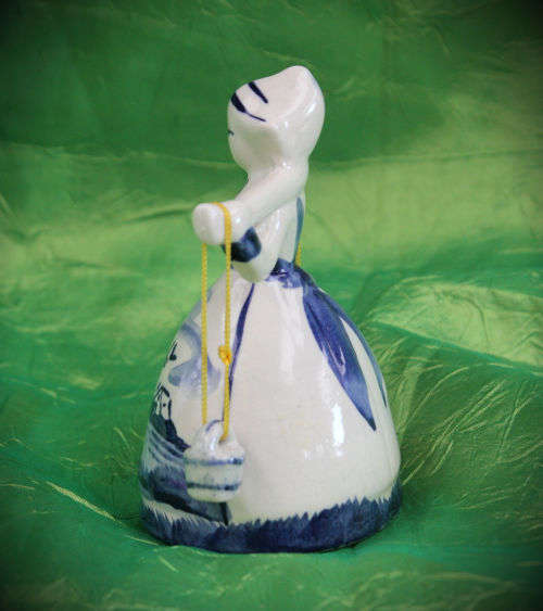 Vintage Elweco Delfware HU242 Figurine 115mm
