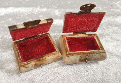 2 Hand Made Bone and Brass Trinket Boxes 30x55x45mm