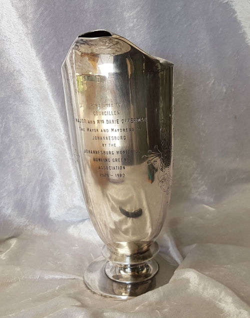 Beautiful Large Elweco EPNS Jug Trophy presented To JHB Mayor 1980- 278x220x115mm