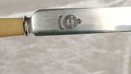 4 Vintage BUTLER Non-Stain Bone Handle Sheffield Butter Knifes England