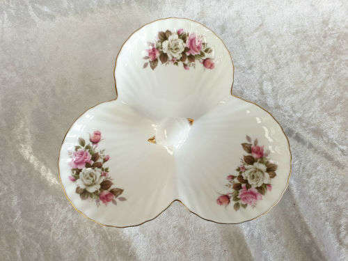 Vintage Elweco Fine Bone China Tray -Taiwan-210x210mm