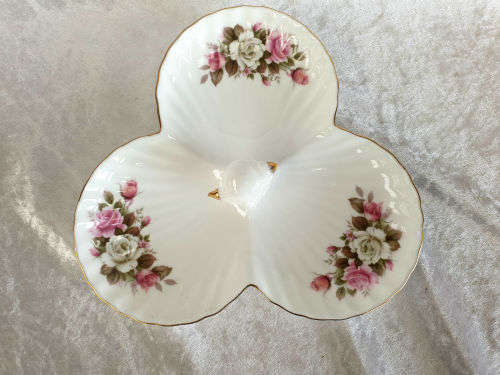 Vintage Elweco Fine Bone China Tray -Taiwan-210x210mm
