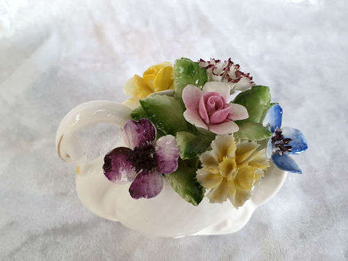 Royal Doulton Floral Swan -Bone China England 65x85x58mm