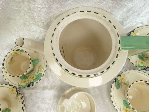 Vintage Art Deco Burleigh ware Zenith Primrose Teapot with 8 duo's -one cup repaired