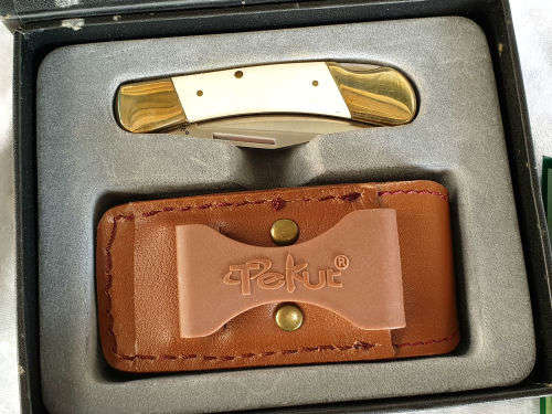 TEKUT 5Cr15MoV High performance folding Knife 155mm open still in box with Leather Sheath