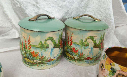 4 x Vintage Tins -2 x 80x110 and 2 x 140x130mm