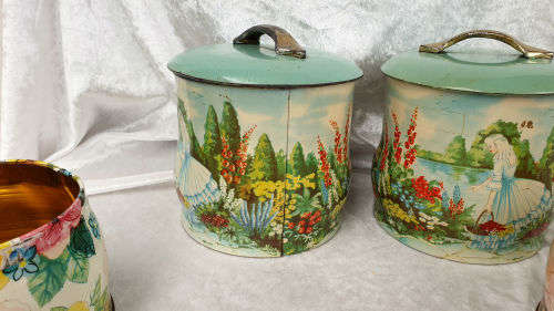 4 x Vintage Tins -2 x 80x110 and 2 x 140x130mm