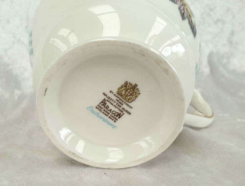 Vintage Paragon ENCHANTMENT Creamer By Appointment to The Queen  100x135x94mm