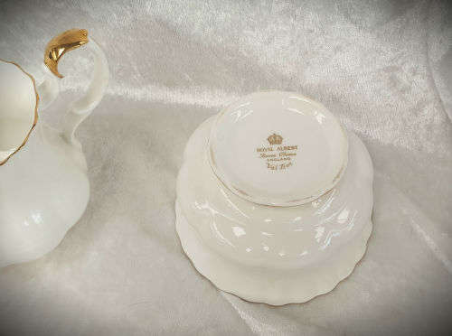 Vintage Royal Albert Val D'Or Creamer (Chipped) and Sugar pot Bone China England-