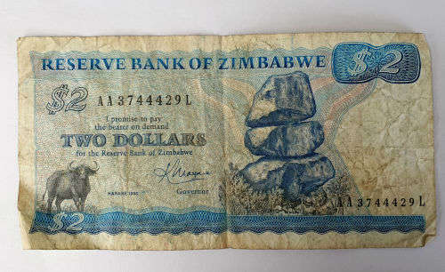 1983 Two Dollars Reserve Bank of Zimbabwe AA3744429l