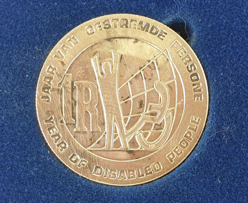 South Africa 1986 SILVER 1 Rand Commemorative issue Year of Disabled People -SA Munt Boxed 15g