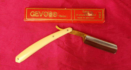 Rare Vintage GEVOSA 204 Razor Extra Hollow Ground Made in Solingen Germany -never been Used still in