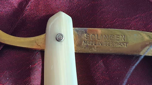 Rare Vintage GEVOSA 204 Razor Extra Hollow Ground Made in Solingen Germany -never been Used still in